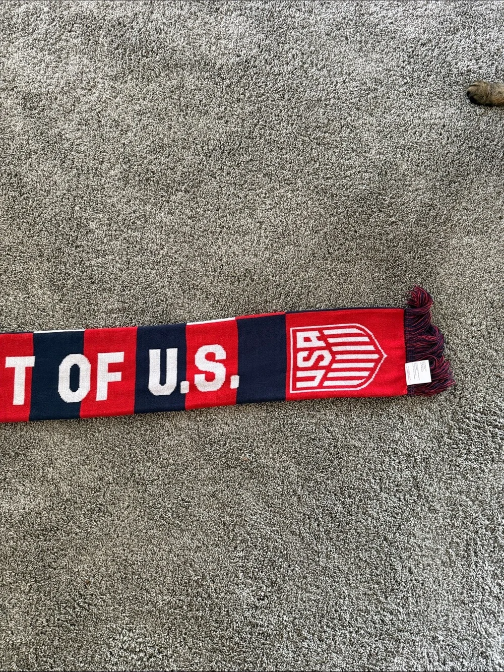 NEW! USA SOCCER “THE BEST OF U.S.” SCARF. UNISEX. ONE SIZE FITS ALL.